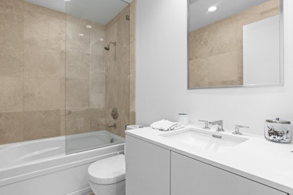 Photo 9 at 701 - 628 Kinghorne Mews, Yaletown, Vancouver West