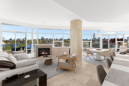 Photo 4 at 701 - 628 Kinghorne Mews, Yaletown, Vancouver West