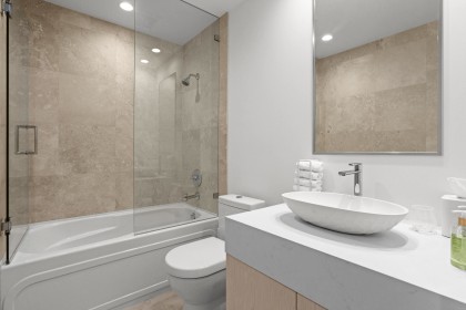 Photo 8 at 701 - 628 Kinghorne Mews, Yaletown, Vancouver West