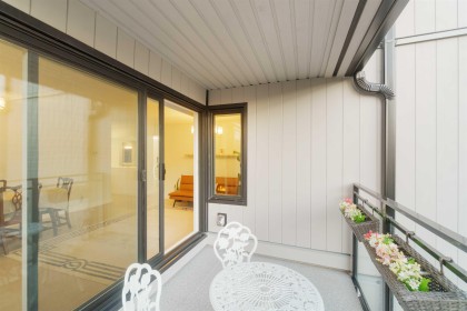 Photo 22 at 206 - 1340 Duchess Avenue, Ambleside, West Vancouver