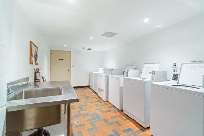 Photo 25 at 206 - 1340 Duchess Avenue, Ambleside, West Vancouver