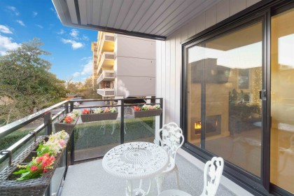 Photo 21 at 206 - 1340 Duchess Avenue, Ambleside, West Vancouver