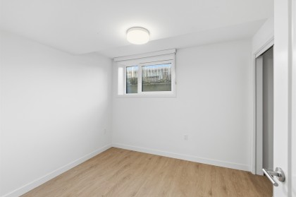 Photo 17 at 33 - 720 E 3rd Street, Queensbury, North Vancouver