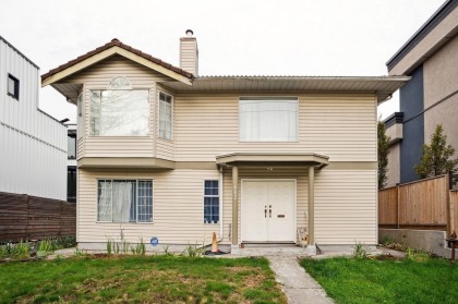 Photo 4 at 612 E 3rd Street, Lower Lonsdale, North Vancouver