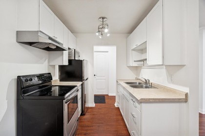 Photo 11 at 111 - 3787 W 4th Avenue, Point Grey, Vancouver West