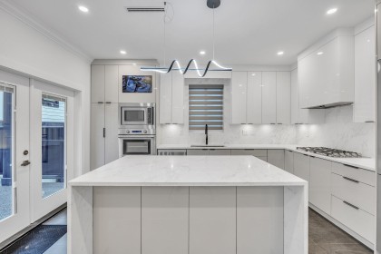 Photo 9 at 812 Montroyal Boulevard, Canyon Heights NV, North Vancouver