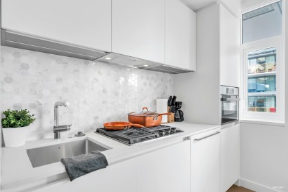 Photo 9 at 906 - 1180 Broughton Street, West End VW, Vancouver West