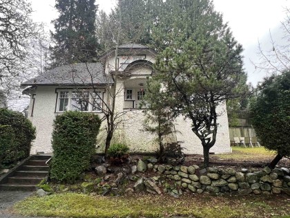 Photo 1 at 2080 W 33rd Avenue, Quilchena, Vancouver West