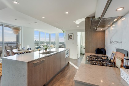 Photo 11 at 2306 - 1500 Fern Street, Lynnmour, North Vancouver