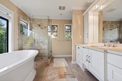 Photo 22 at 1375 Burnside Road, Chartwell, West Vancouver