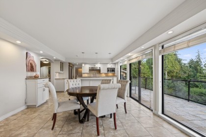 Photo 11 at 1375 Burnside Road, Chartwell, West Vancouver