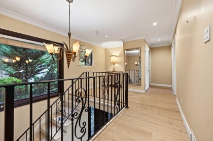 Photo 19 at 1375 Burnside Road, Chartwell, West Vancouver