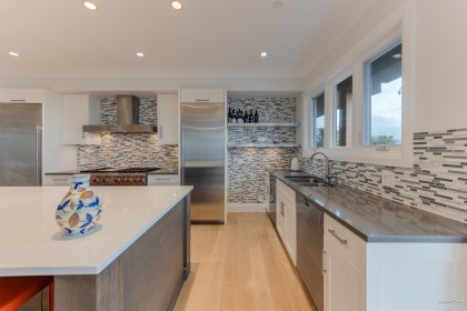 Photo 28 at 1020 Eyremount Drive, British Properties, West Vancouver