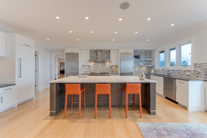 Photo 9 at 1020 Eyremount Drive, British Properties, West Vancouver