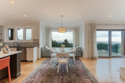 Photo 10 at 1020 Eyremount Drive, British Properties, West Vancouver