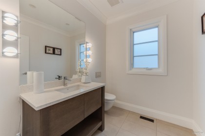 Photo 35 at 1020 Eyremount Drive, British Properties, West Vancouver