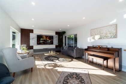 Photo 10 at 3837 Sunnycrest Drive, Forest Hills NV, North Vancouver