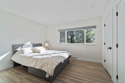 Photo 8 at 3837 Sunnycrest Drive, Forest Hills NV, North Vancouver