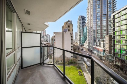 Photo 4 at 706 - 1212 Howe Street, Downtown VW, Vancouver West