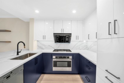 Photo 2 at 6018 Chancellor Mews, University VW, Vancouver West