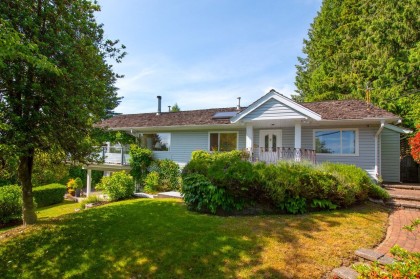 Photo 2 at 530 E Queens Road, Upper Lonsdale, North Vancouver