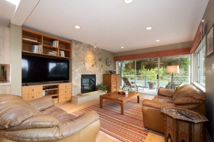 Photo 10 at 530 E Queens Road, Upper Lonsdale, North Vancouver