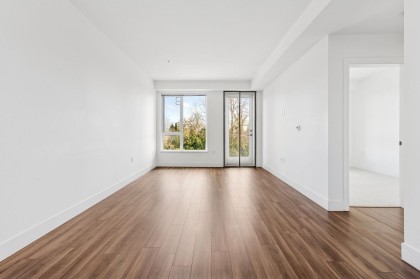 Photo 4 at 405 - 6933 Cambie Street, South Cambie, Vancouver West