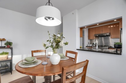 Photo 13 at 1807 - 1077 Marinaside Crescent, Yaletown, Vancouver West