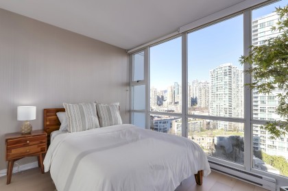 Photo 18 at 1807 - 1077 Marinaside Crescent, Yaletown, Vancouver West