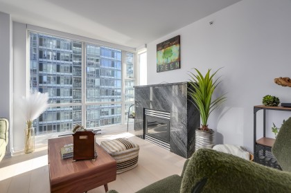 Photo 4 at 1807 - 1077 Marinaside Crescent, Yaletown, Vancouver West