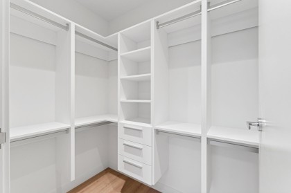 Photo 16 at 317 - 755 Harbourside Drive, Harbourside, North Vancouver