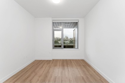 Photo 14 at 317 - 755 Harbourside Drive, Harbourside, North Vancouver