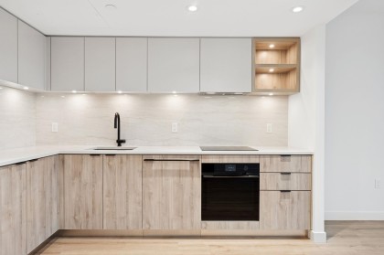 Photo 11 at 317 - 755 Harbourside Drive, Harbourside, North Vancouver