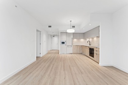 Photo 8 at 317 - 755 Harbourside Drive, Harbourside, North Vancouver