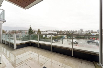 Photo 25 at 317 - 755 Harbourside Drive, Harbourside, North Vancouver