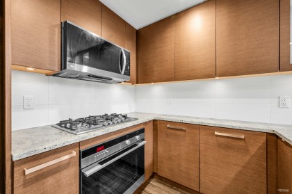 Photo 17 at 103 - 6311 Cambie Street, Oakridge VW, Vancouver West