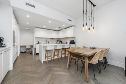 Photo 6 at 528 W 30th Avenue, Cambie, Vancouver West