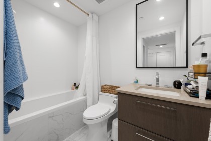 Photo 12 at 528 W 30th Avenue, Cambie, Vancouver West