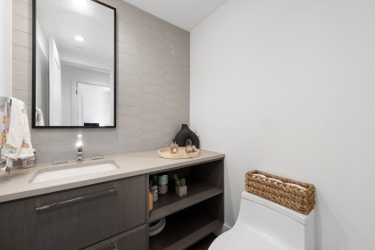 Photo 11 at 528 W 30th Avenue, Cambie, Vancouver West