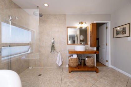 Photo 7 at A27 - 415 W Esplanade Avenue, Lower Lonsdale, North Vancouver