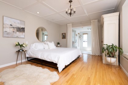 Photo 3 at A27 - 415 W Esplanade Avenue, Lower Lonsdale, North Vancouver