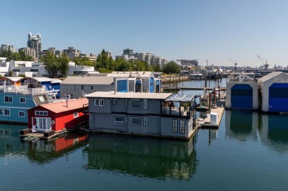 Photo 32 at A27 - 415 W Esplanade Avenue, Lower Lonsdale, North Vancouver