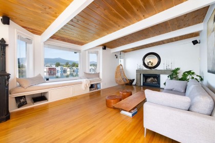 Photo 19 at A27 - 415 W Esplanade Avenue, Lower Lonsdale, North Vancouver