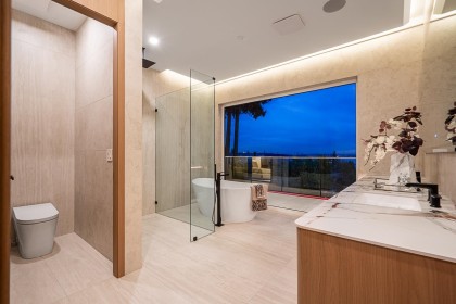 Photo 20 at 2356 Ottawa Avenue, Dundarave, West Vancouver