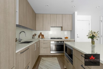 Photo 10 at 102 - 747 E 3rd Street, Queensbury, North Vancouver