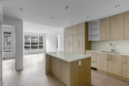 Photo 14 at 102 - 747 E 3rd Street, Queensbury, North Vancouver