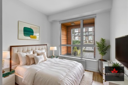 Photo 4 at 102 - 747 E 3rd Street, Queensbury, North Vancouver