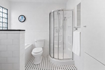 Photo 14 at 2433 Mathers Avenue, Dundarave, West Vancouver