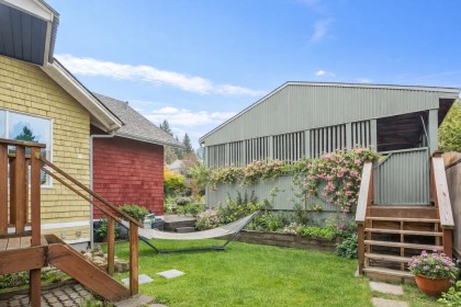 Photo 18 at 2433 Mathers Avenue, Dundarave, West Vancouver