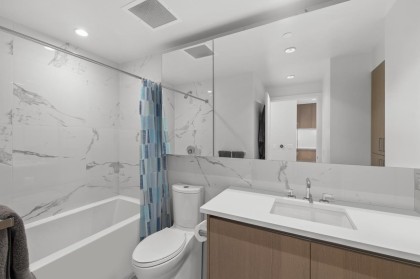 Photo 12 at 306 - 3636 W 39th Avenue, Dunbar, Vancouver West